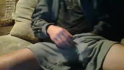 Snapshot of countyman1989 chatting on October 7, 5:03 am Kylenaughtybi89 online show from October 7, 5:03 am