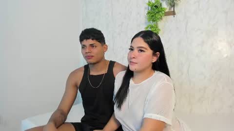 couple_hardroom69 online show from June 19, 8:04 pm