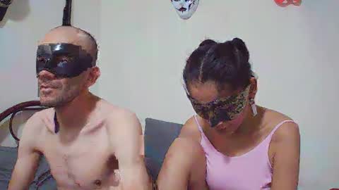 Snapshot of couple_hot86 chatting on October 2, 8:51 pm couple_hot86 online show from October 2, 8:51 pm