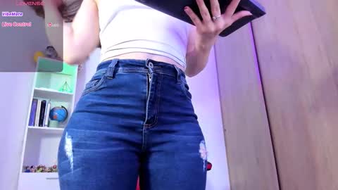 Snapshot of couple_of_your_dreams_ chatting on October 16, 10:48 am Kay online show from October 16, 10:48 am
