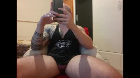 Snapshot of couplefantasy15 chatting on November 1, 6:12 am Couplefantasy15 online show from November 1, 6:12 am