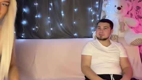 Emily  Ryan online show from December 4, 8:41 pm