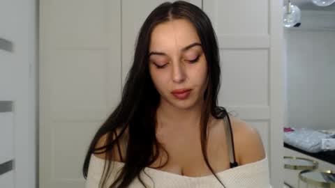 Courtney online show from October 28, 6:09 pm