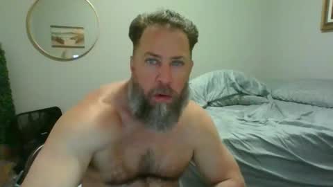 cowboyjohnson9999 online show from April 18, 12:34 am