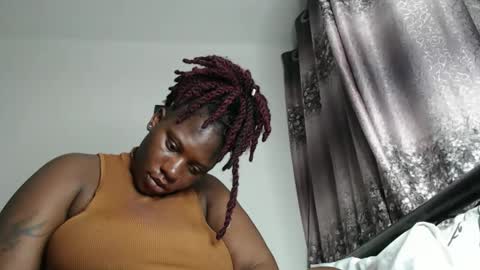 Erykah online show from February 4, 7:07 pm