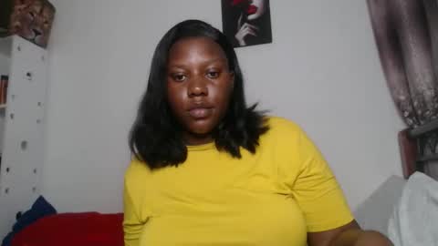 Snapshot of cozy_dion chatting on October 18, 4:55 pm Erykah online show from October 18, 4:55 pm