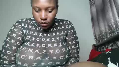 Erykah online show from April 15, 5:27 pm