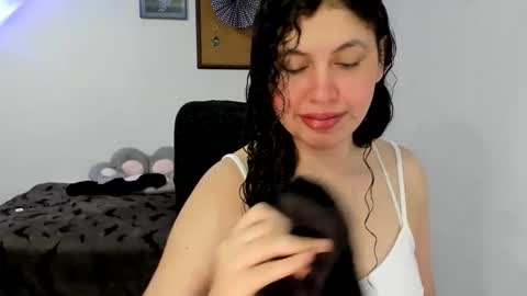 cracker online show from April 28, 12:19 am