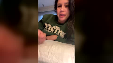 craven_d33 online show from March 11, 1:52 am