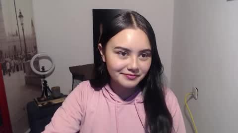Snapshot of crazy_daniela chatting on September 15, 8:43 pm crazy_daniela online show from September 15, 8:43 pm