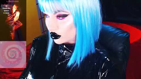 Roxy online show from March 18, 1:28 pm