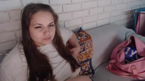 Crazyy Girl  online show from January 6, 5:28 pm