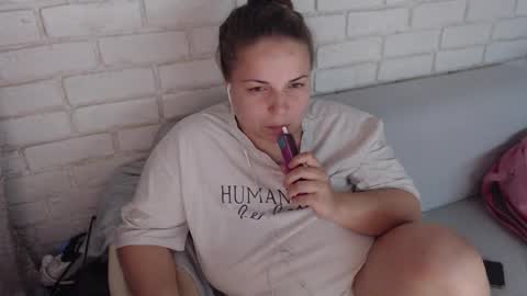 Crazyy Girl  online show from November 13, 2:53 pm