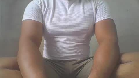 crazzy_booy online show from November 3, 3:40 am