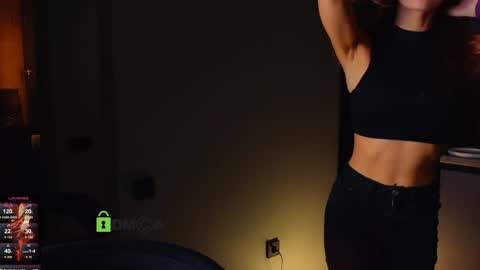 Snapshot of crazzy_cherry chatting on October 14, 4:10 pm crazzy cherry online show from October 14, 4:10 pm