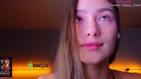 Snapshot of crazzy_cherry chatting on September 27, 2:15 pm crazzy cherry online show from September 27, 2:15 pm