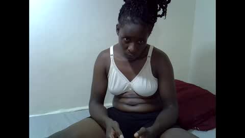 creamiepussyy online show from February 24, 1:08 am