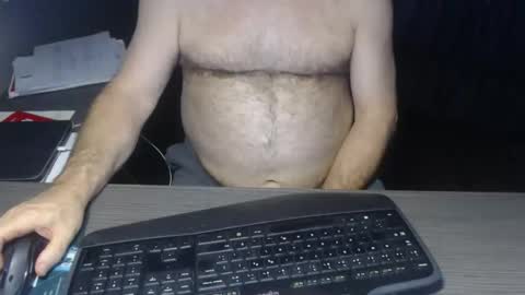 Creamormilk online show from November 5, 8:00 pm