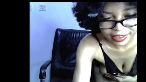 Queen online show from January 14, 9:50 am