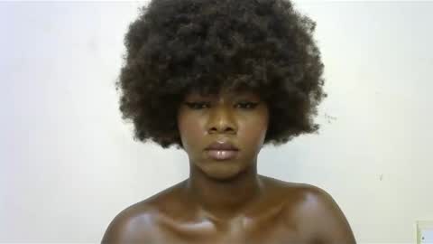 queen online show from January 23, 8:45 pm