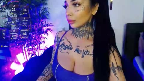 Sophie online show from March 25, 7:59 am