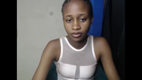Snapshot of creamyxmuffin chatting on February 26, 7:42 pm creamyxmuffin online show from February 26, 7:42 pm