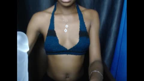 Snapshot of creamyxmuffin chatting on February 25, 10:31 pm creamyxmuffin online show from February 25, 10:31 pm