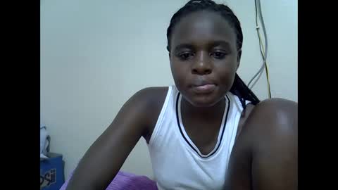 Snapshot of creamyypussyy chatting on September 14, 12:02 am creamyypussyy online show from September 14, 12:02 am