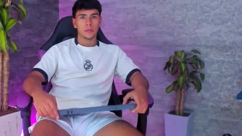 crh58_ online show from September 15, 12:45 am