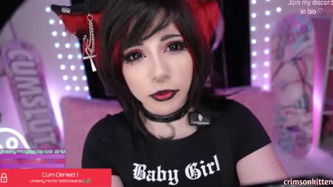 Snapshot of crimsonkitten chatting on September 24, 5:03 am Crimson Kitten online show from September 24, 5:03 am