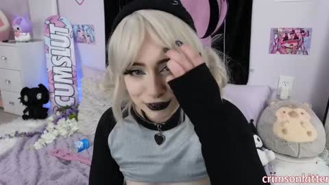 Snapshot of crimsonkitten chatting on January 20, 7:36 am Crimson Kitten online show from January 20, 7:36 am