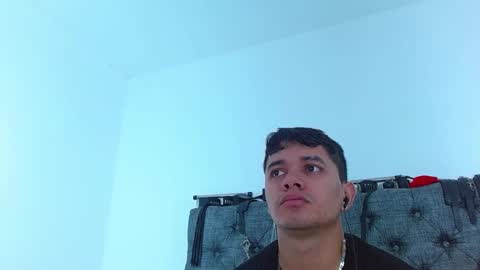 CRISANDMERY online show from March 4, 3:37 pm