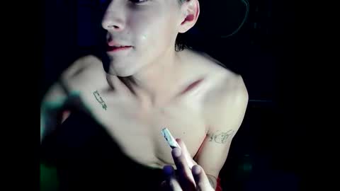 Crisanto online show from May 27, 1:57 am