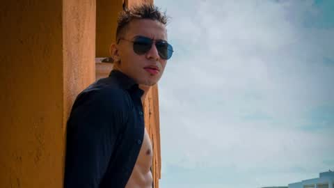 Cristopher online show from April 8, 4:48 am