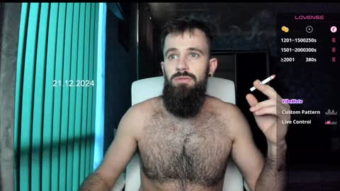 Snapshot of crissstud chatting on December 21, 2:04 pm Criss online show from December 21, 2:04 pm