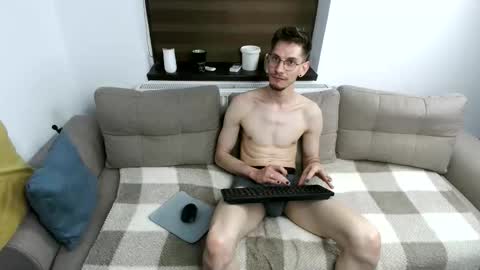 Crista-Elio online show from May 12, 6:17 pm