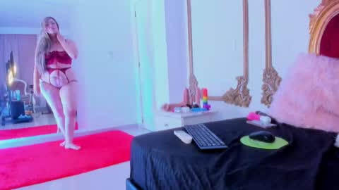 Cristal  online show from January 15, 9:45 pm