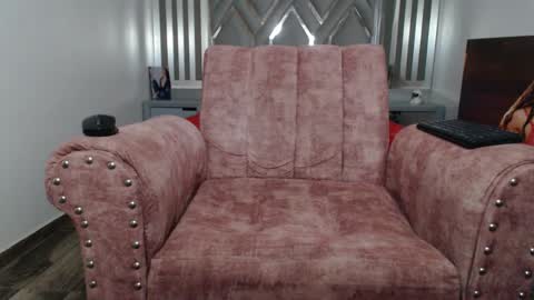 Natalie                      online show from February 28, 4:21 am