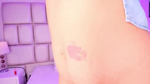 cristallwilliams online show from January 8, 7:42 pm