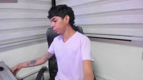 cristhian online show from September 16, 6:27 am