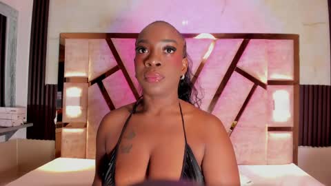 cristin  online show from April 15, 7:06 pm