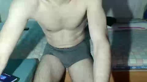 cristianrr184034 online show from April 22, 6:59 pm