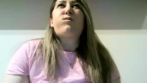 cristina20021991 online show from October 25, 9:26 pm