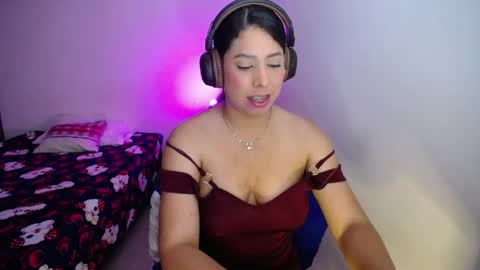 Cristina online show from April 11, 3:33 am