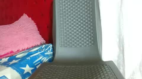 Snapshot of cristinamontiel74 chatting on October 18, 3:38 pm cristinamontiel74 online show from October 18, 3:38 pm