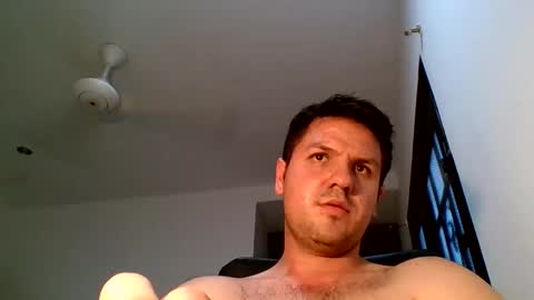 cristopher3042 online show from March 17, 10:59 pm