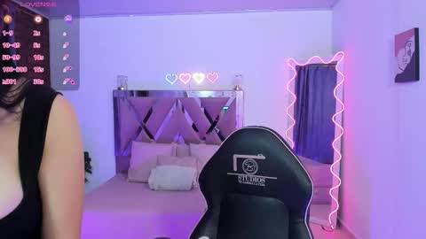 cristy_tay online show from March 25, 12:01 pm