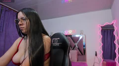 cristy_tay online show from May 20, 11:38 am