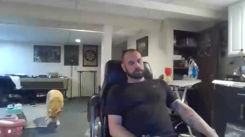 billybasement online show from May 30, 1:59 am