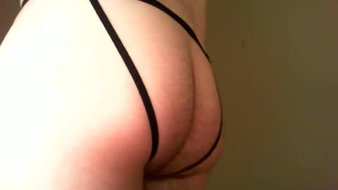 crnutz35 online show from December 29, 3:11 am